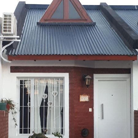 Departamentos Ensuenos Apartamento Trelew Exterior foto